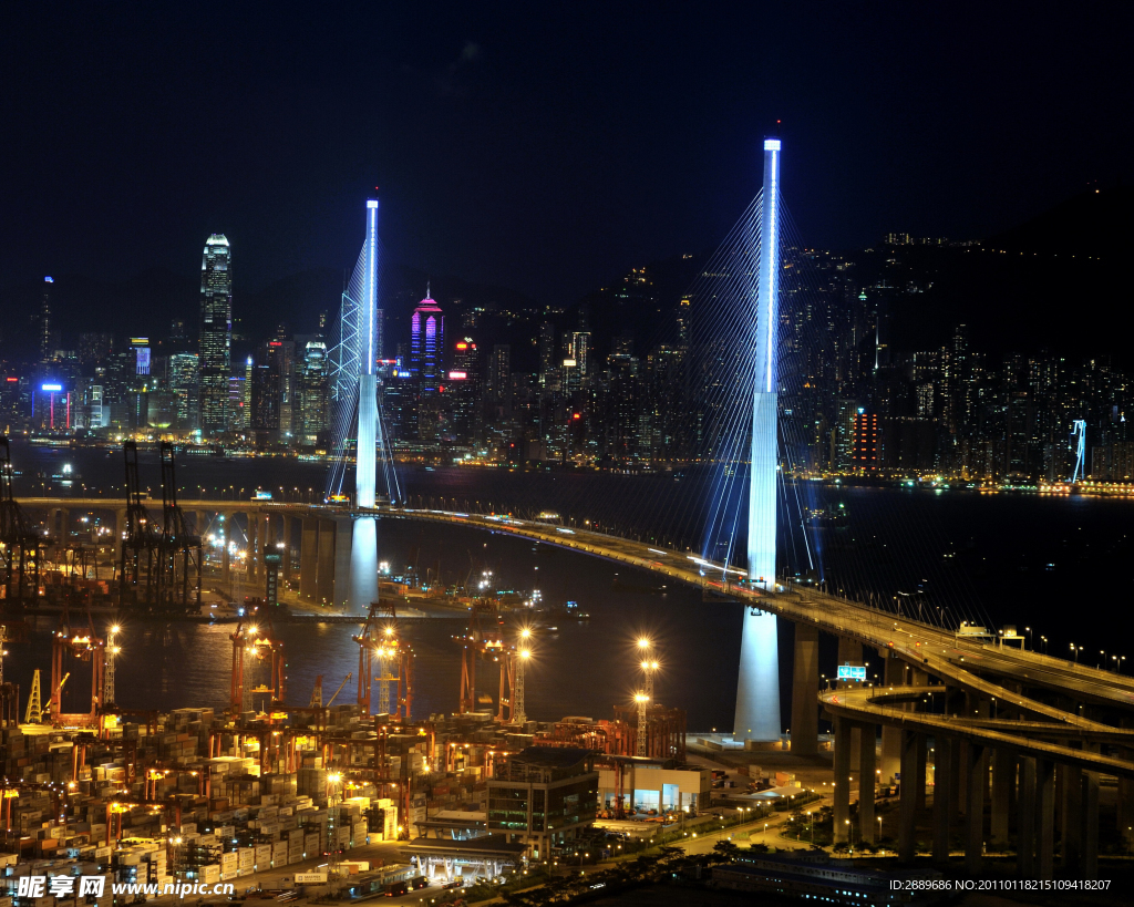 昂船洲大桥及港岛