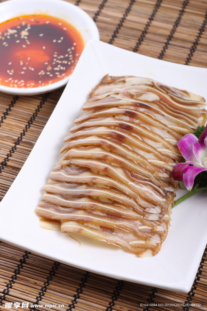 卤味猪耳
