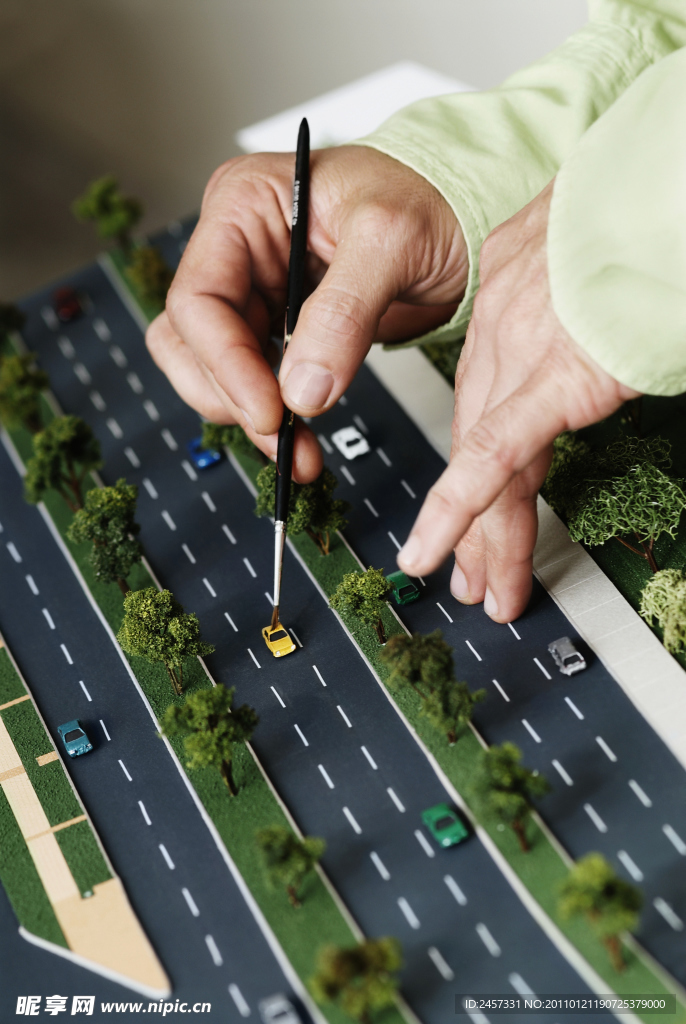 设计城市公路的建筑师