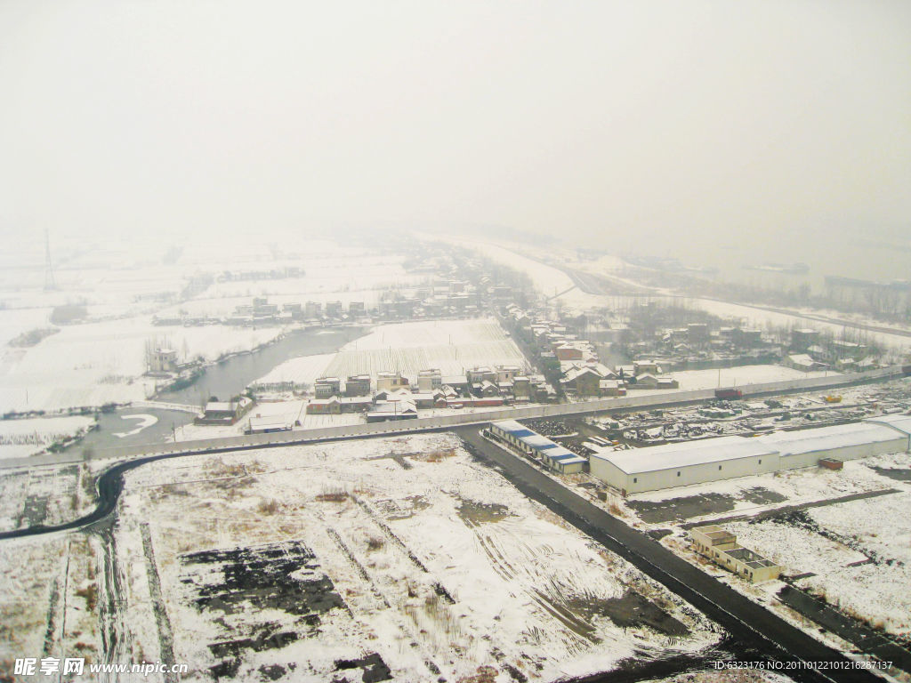 雪后田园风光