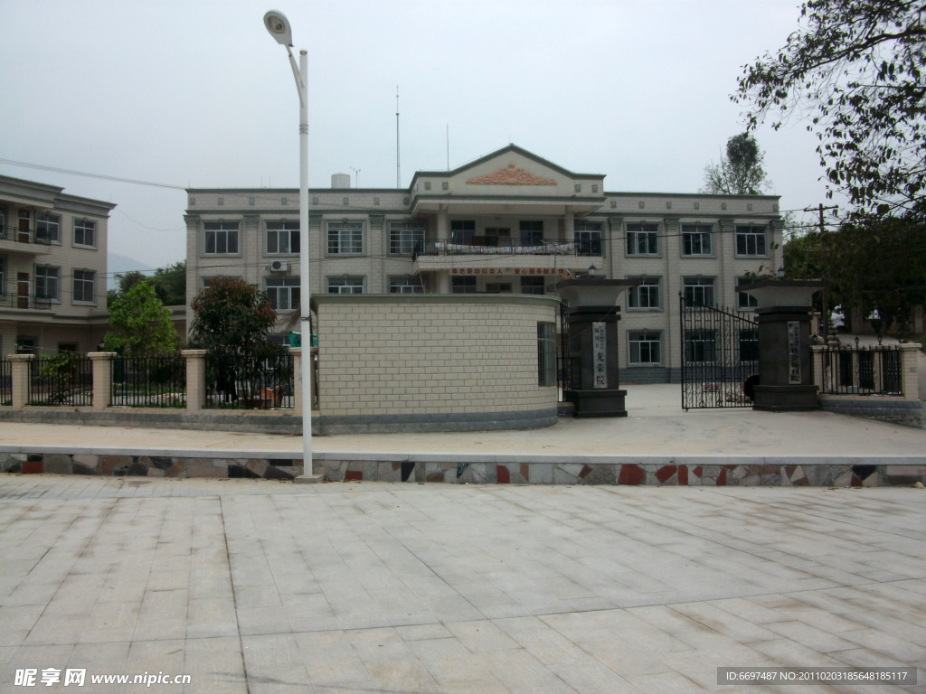 陆川敬老院