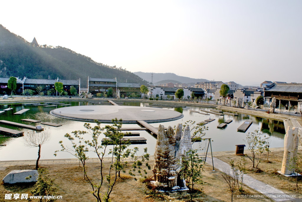 八卦湖