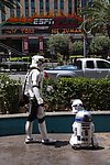 街头宇宙人