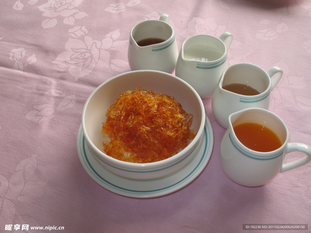 冰花炖血燕窝摄影图__传统美食_餐饮美食_摄影图库_昵图网nipic.com