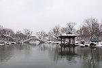 雪后的大明湖水香亭