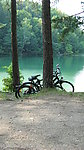 湖边自行车