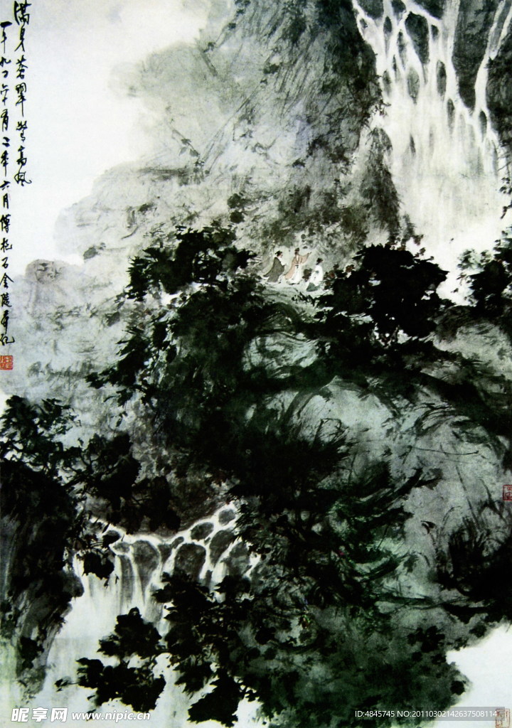 满身苍翠惊海风