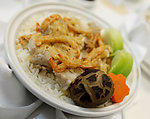 虾干排骨煲仔饭