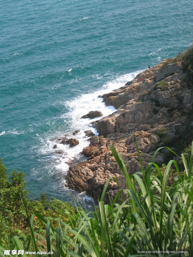 海边礁石