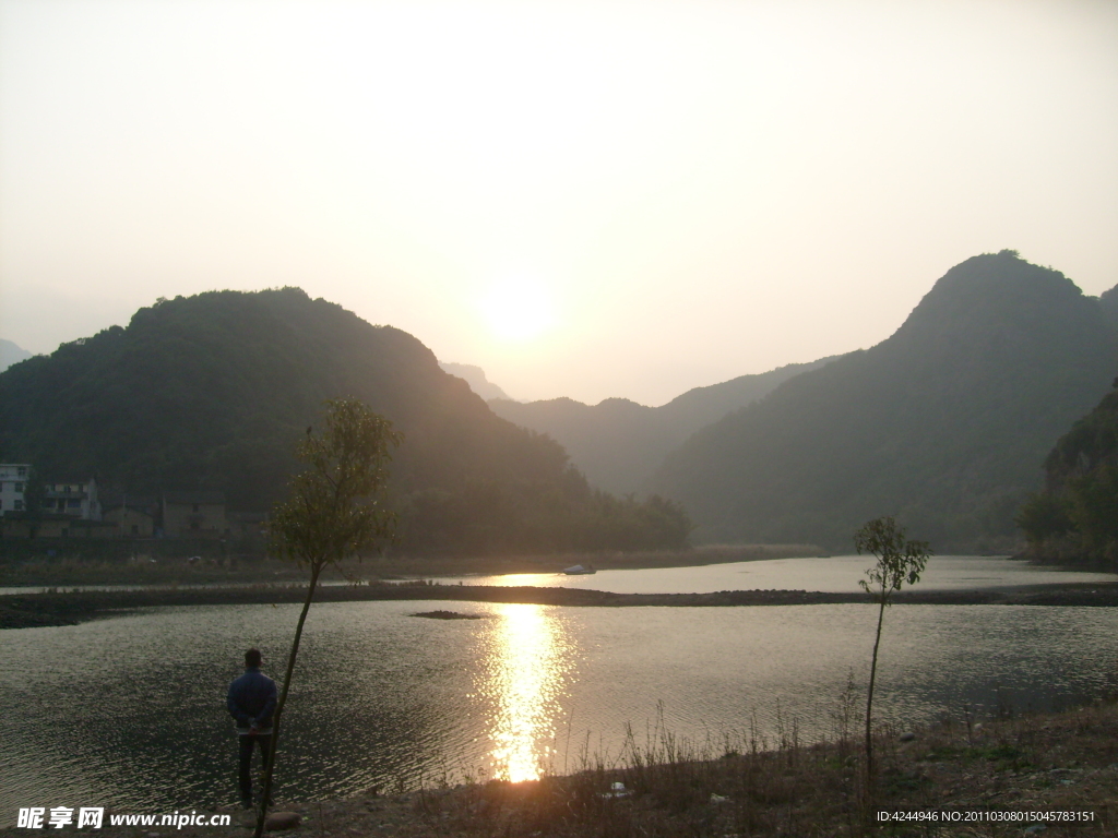 夕阳落山