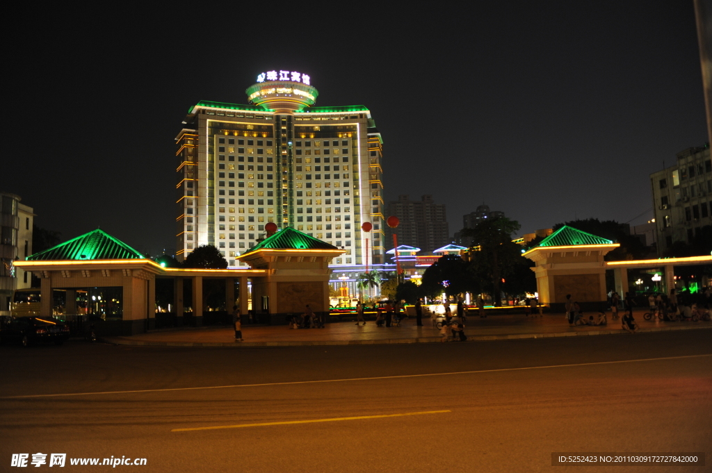 广州珠江宾馆夜景