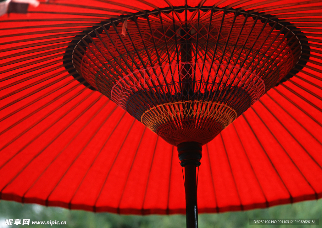 日式风格雨伞摄影