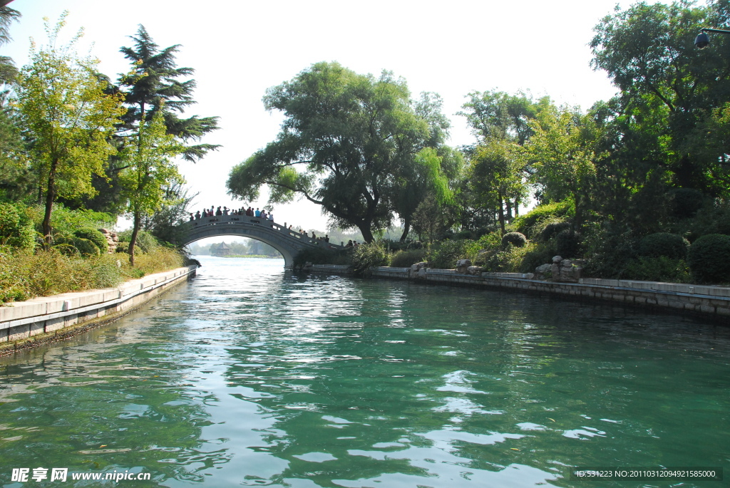 大明湖