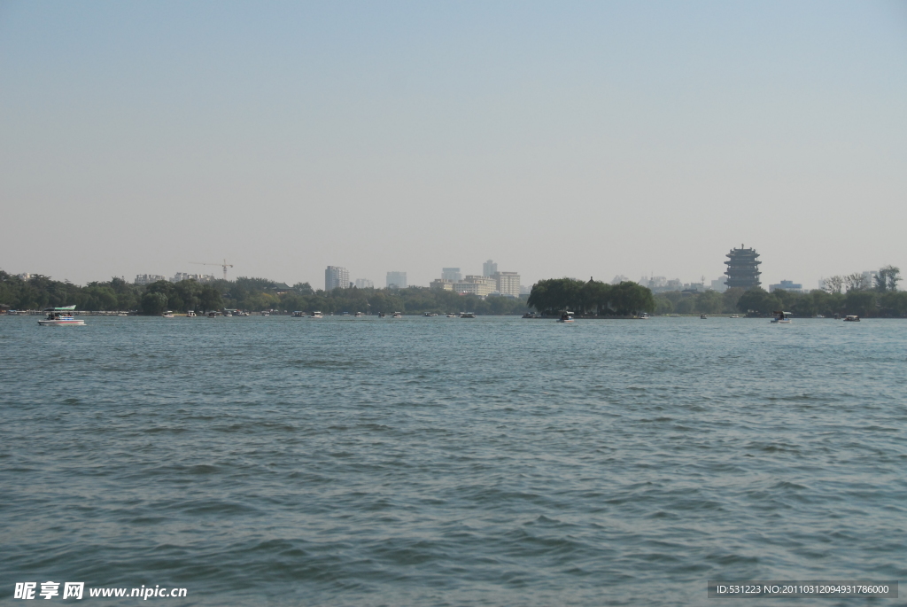 大明湖