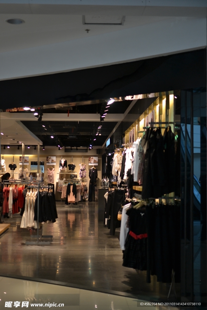 vero moda服装店