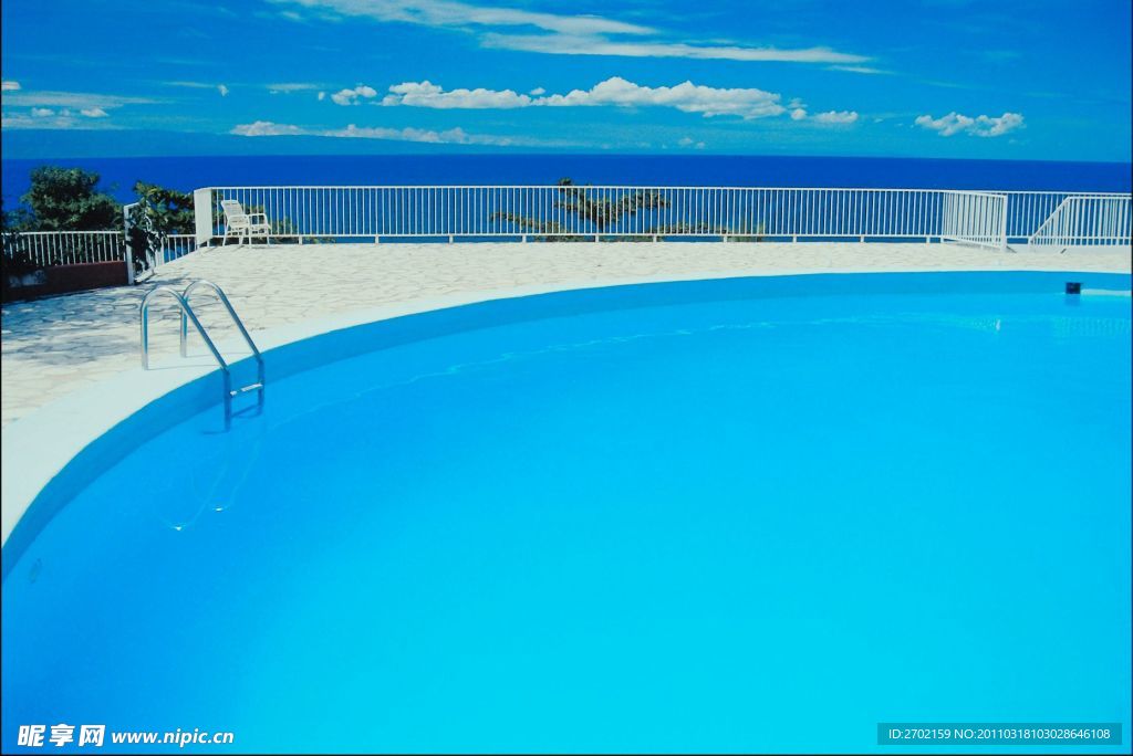海边泳池