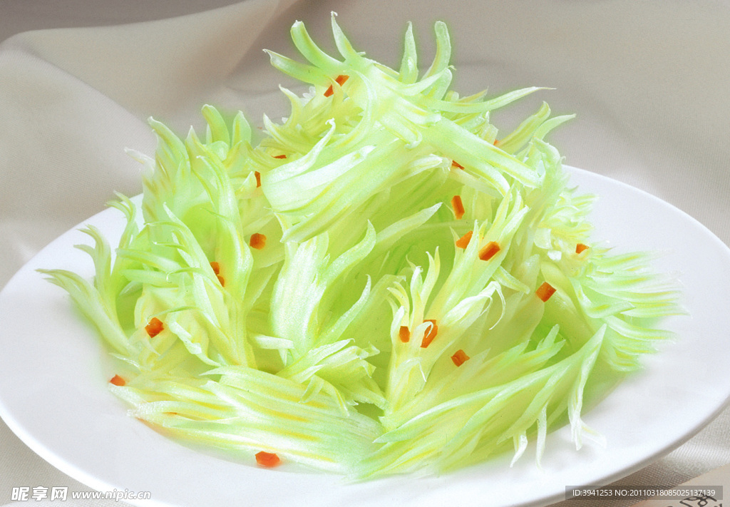 凤尾西芹