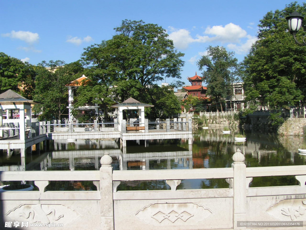 剑平池