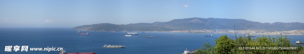 直布罗陀海峡