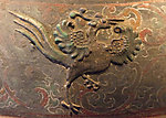 凸雕龙凤纹彩绘陶壶（局部）