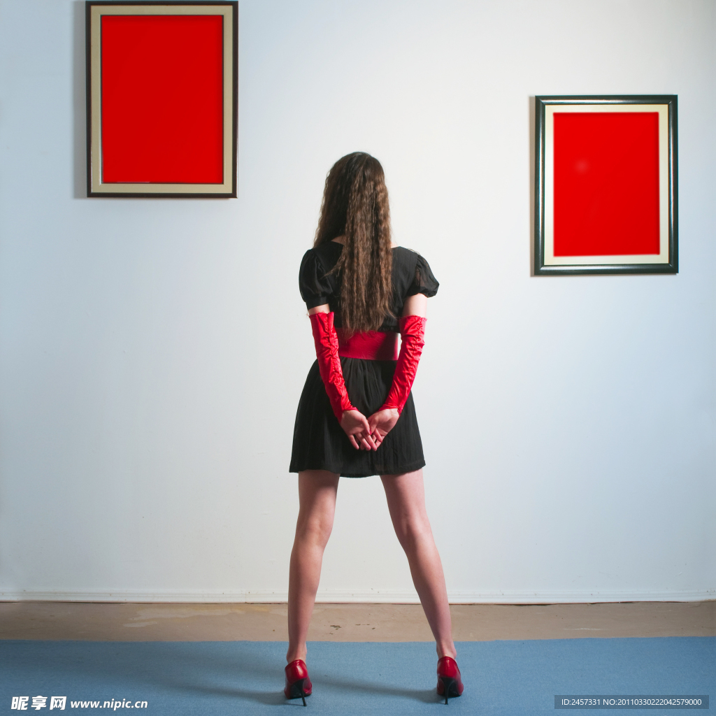 画廊美女