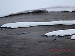 冬天河水