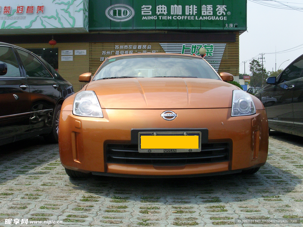 轿车