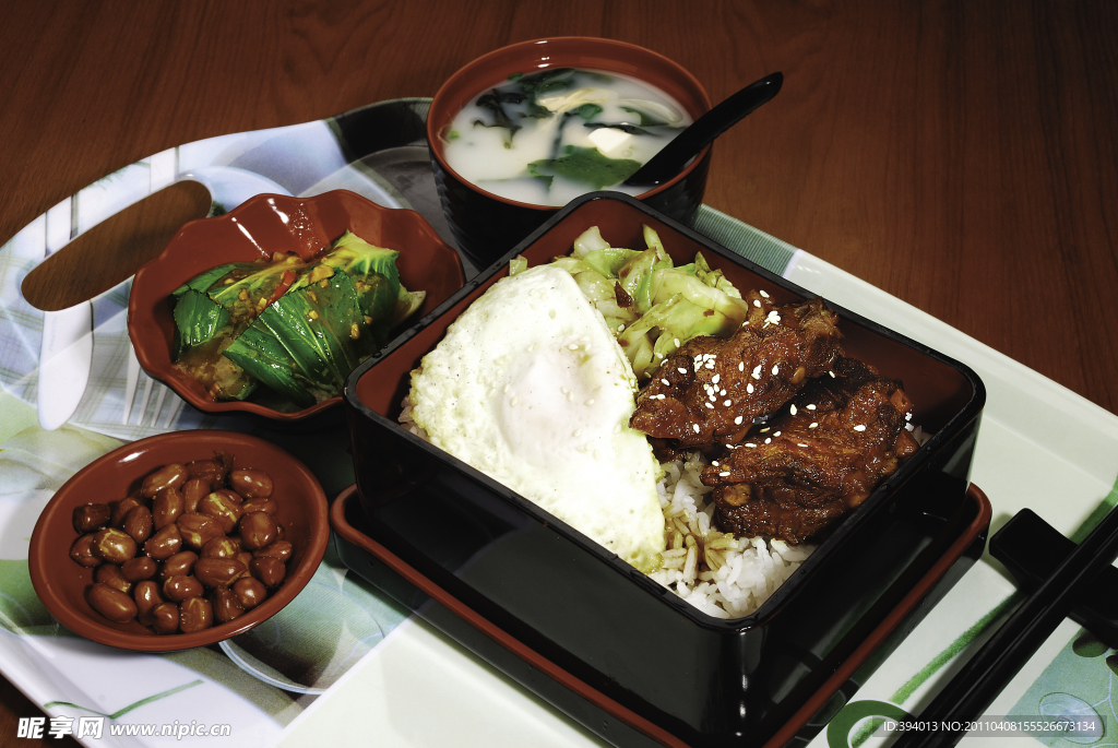 日式餐饮美食