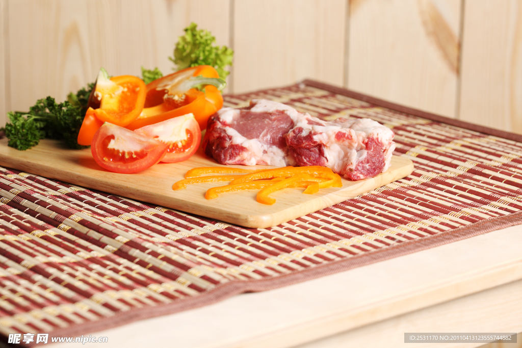 生肉鲜肉
