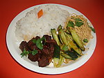 牛肉套饭
