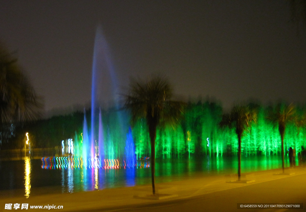中南民族大学喷泉