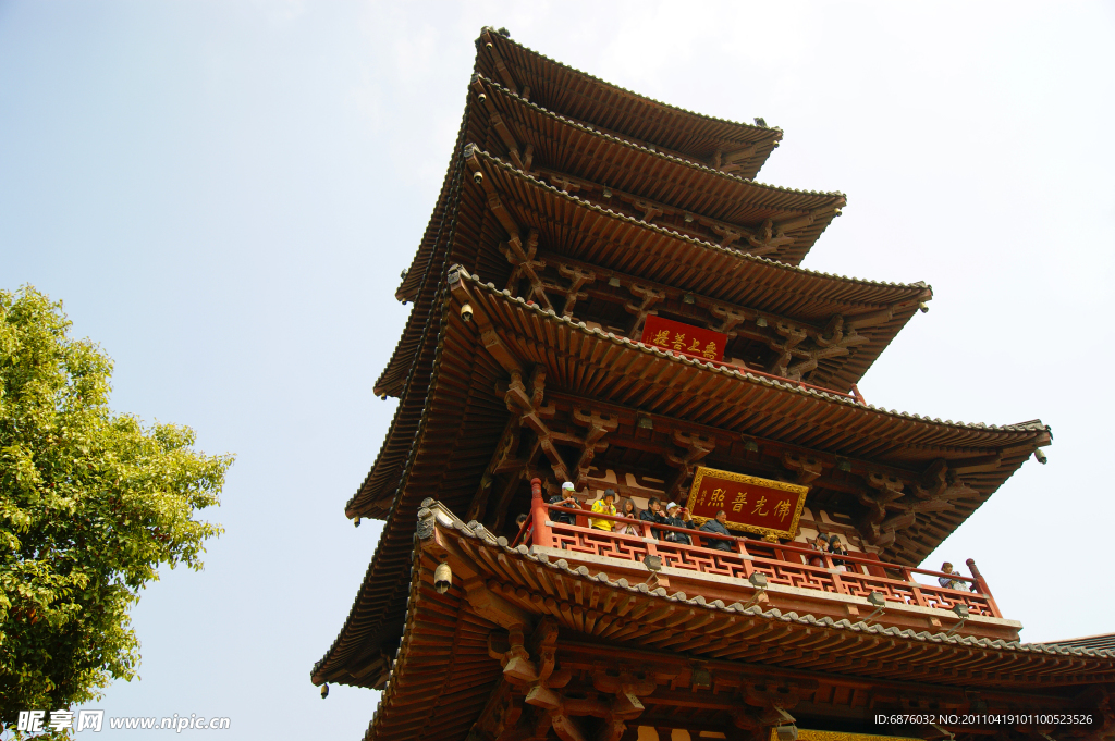 寒山寺仰视