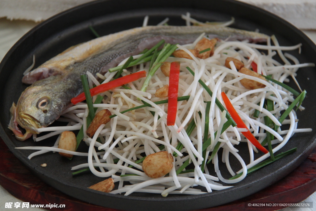 大盘咸鱼啫豆芽