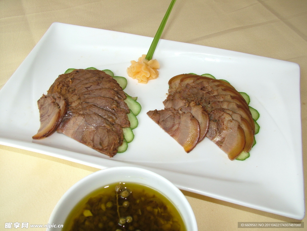 鲜花椒浸驴肉