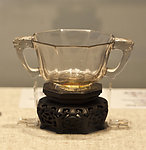 水晶双兽耳八角杯
