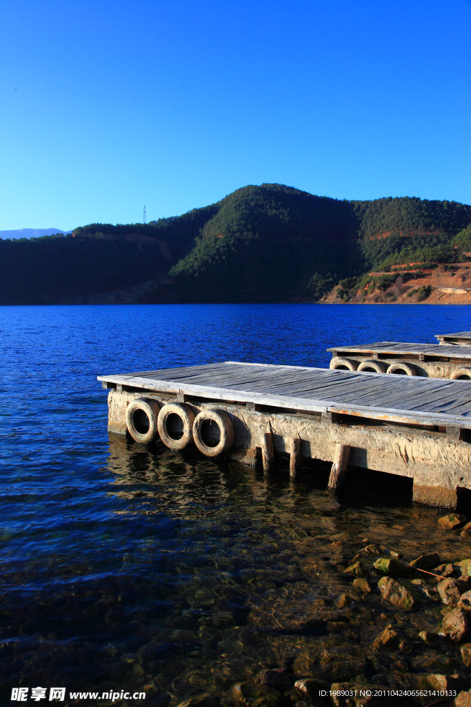 泸沽湖景