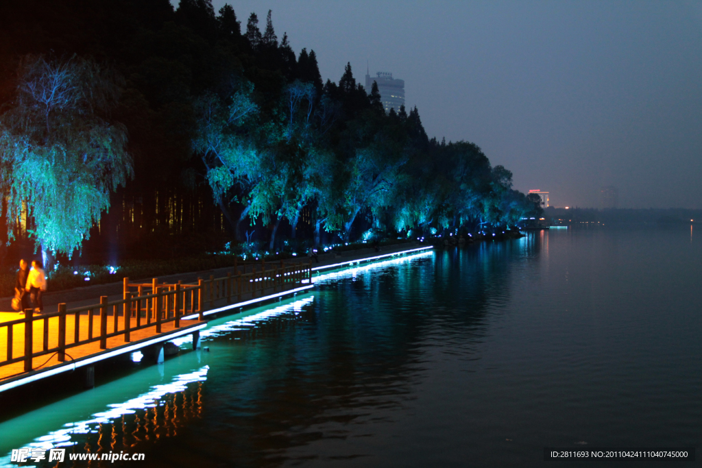 南京玄武湖LED照明亮化工程