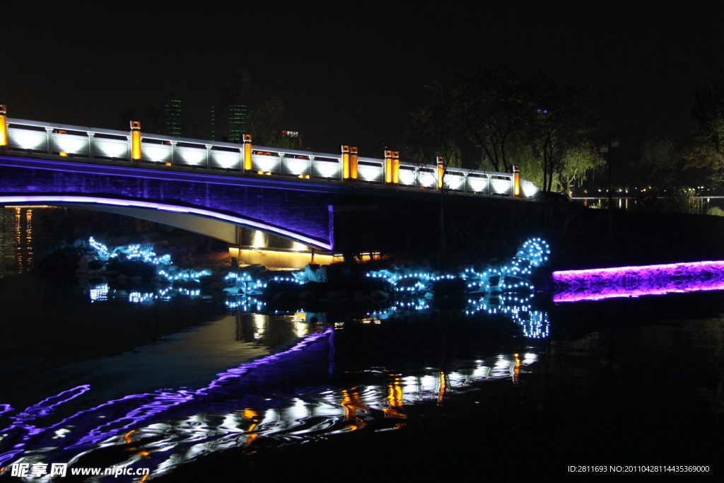 南京玄武湖LED照明亮化工程图片