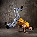 跳街舞的男孩 高清图片