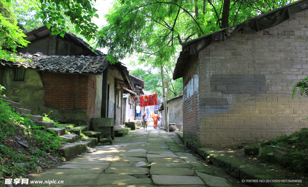 石板路街道