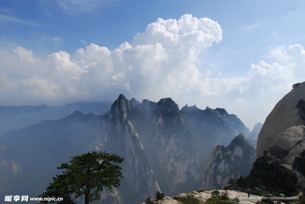 华山