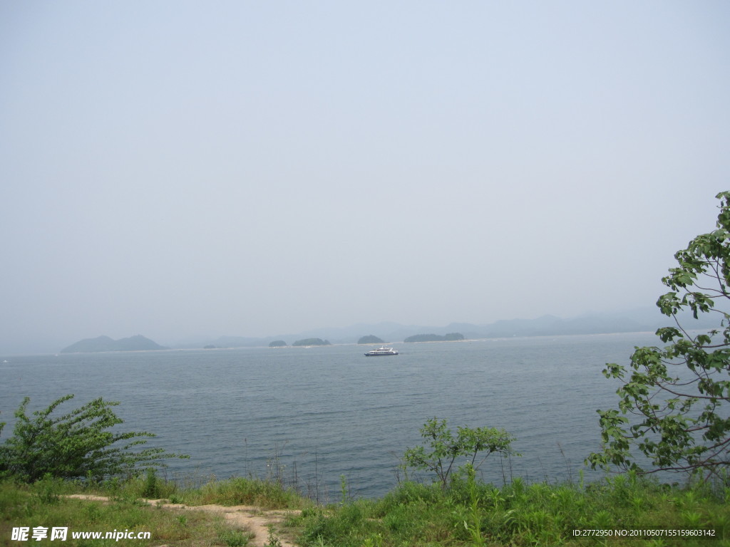 湖水
