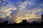 夕阳 云彩 夜归人