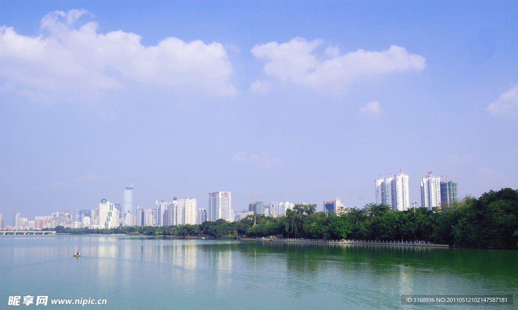 湖边风景