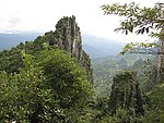 山峦风景图