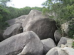 汕头龙泉岩寺之秀美磐石