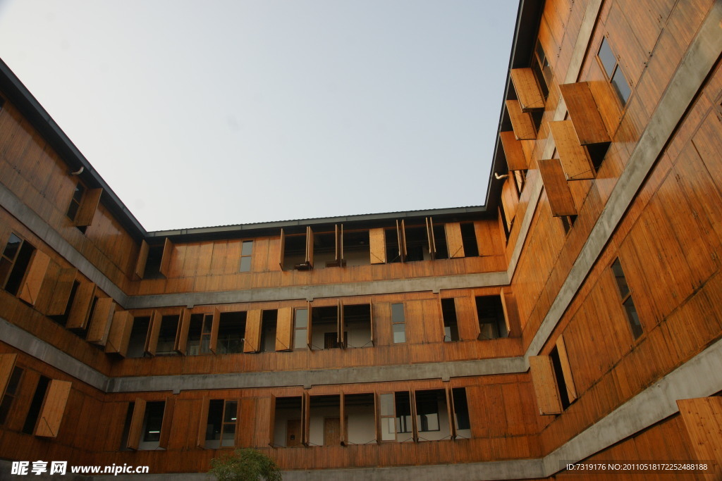 美院建筑