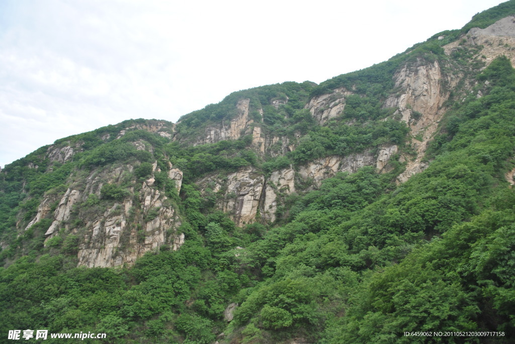 高高山上