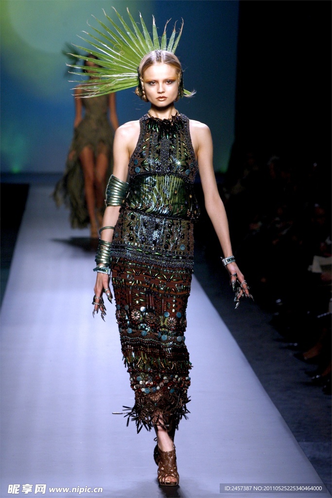 2010春夏Jean Paul Gaultier秀场图