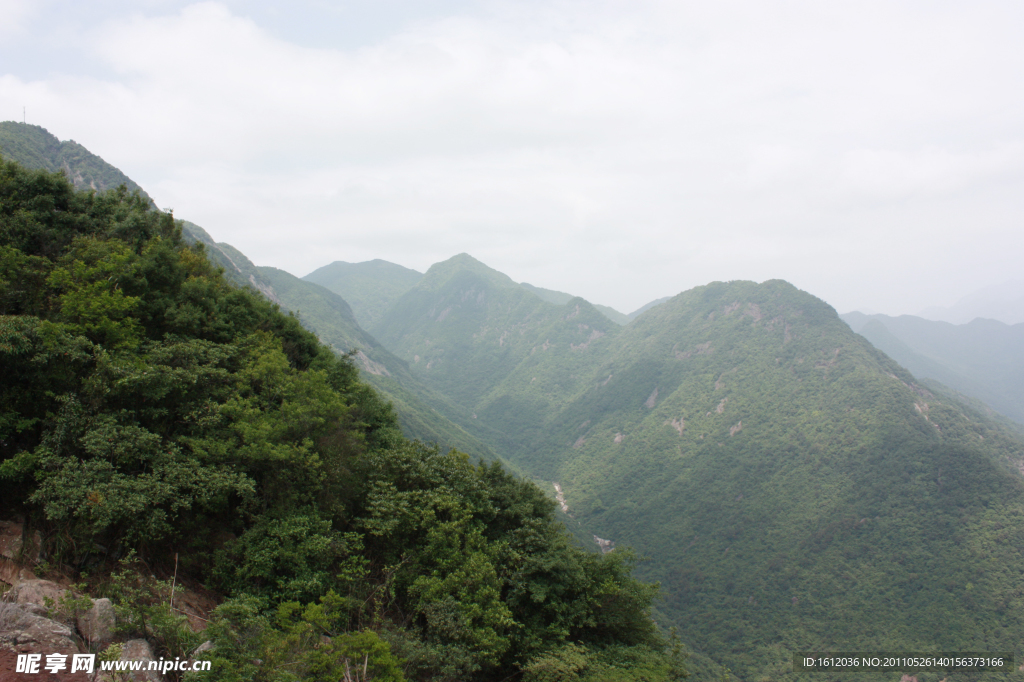 大山 青山